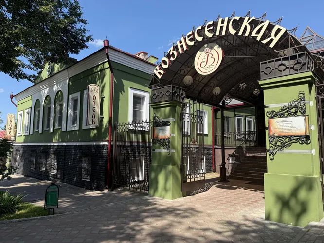 Гостиница Вознесенская 3* (г. Углич)