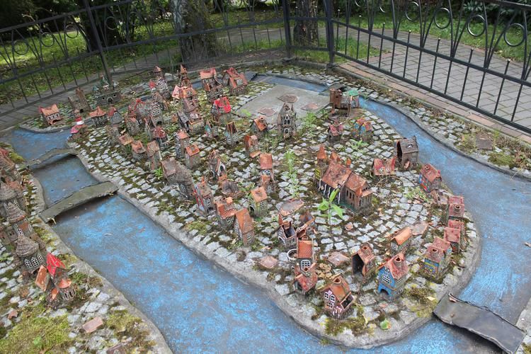 Исторические Глубины: Замки, Море и Тайны