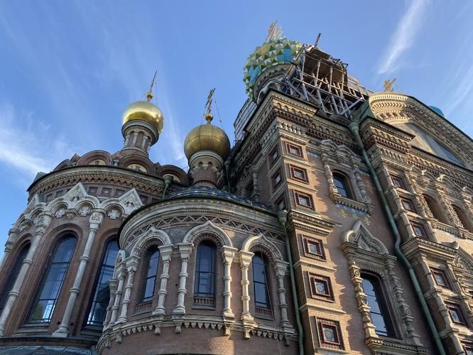 Дух Петербурга: вековые традиции