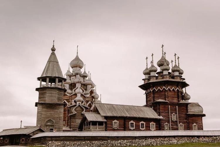 Карельская сказка: Рускеала, Ладожские Шхеры и остров Кижи