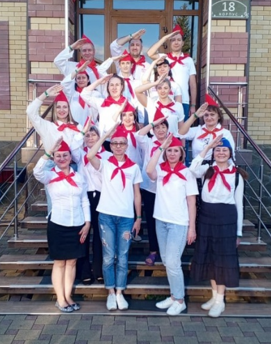 Пионерский лагерь для взрослых &quot;Вперед СССР&quot; 15 смена 7 дней