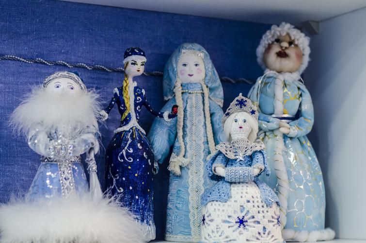 Новогодняя история в царстве Мастера Мороза и Костромской Снегурочки