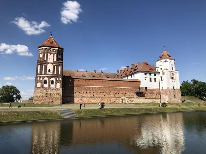 Автобус| Белорусские мотивы: дорога из Петербурга