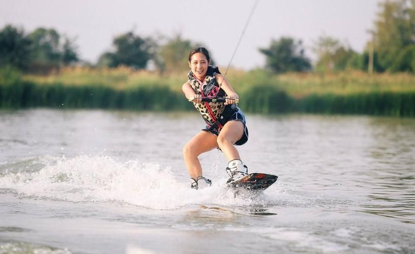 Калининград с Докучаевым