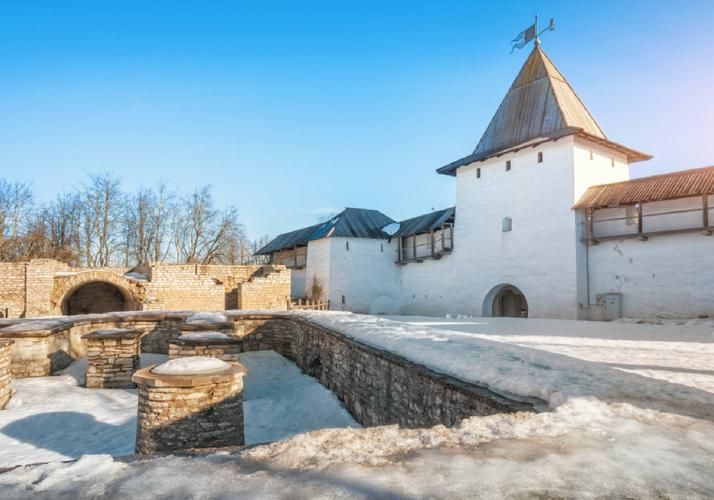 Автобус| Крепостные стены Северо-Запада: в путешествии по укреплениям и легендам