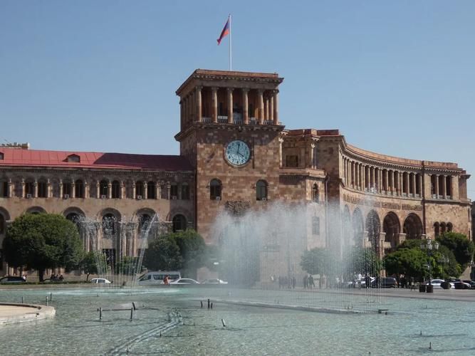 Побег к солнцу: Армения ждёт