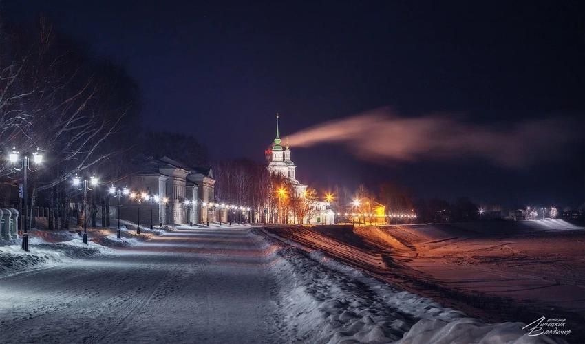 Автобус| Встречаем 2027 год в Вологде — новогодней столице России