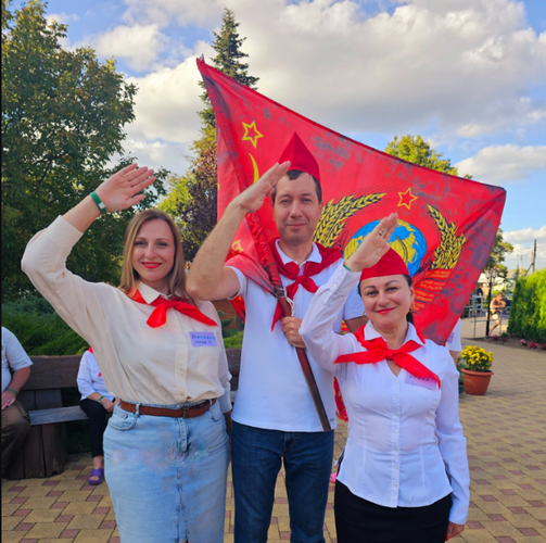 Пионерский лагерь для взрослых &quot;Вперед СССР&quot; 15 смена 7 дней